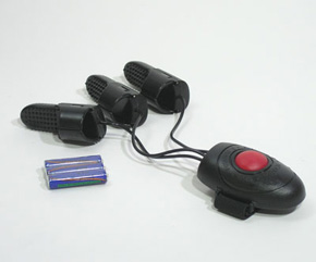 単四電池×3本（付属）