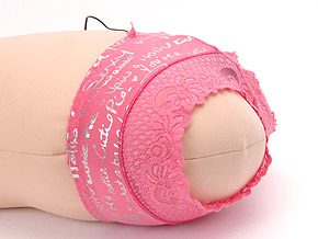 使用イメージ2 クリちゃん狙いではタマゴが大きすぎて、もっこり目立ってしまいます。 安いから我慢ですかね？